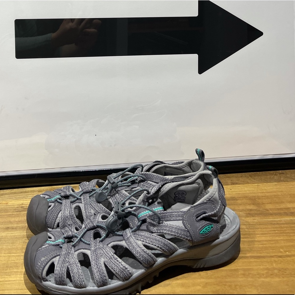 Keen w Sandals size 10.5 excellent, barely worn